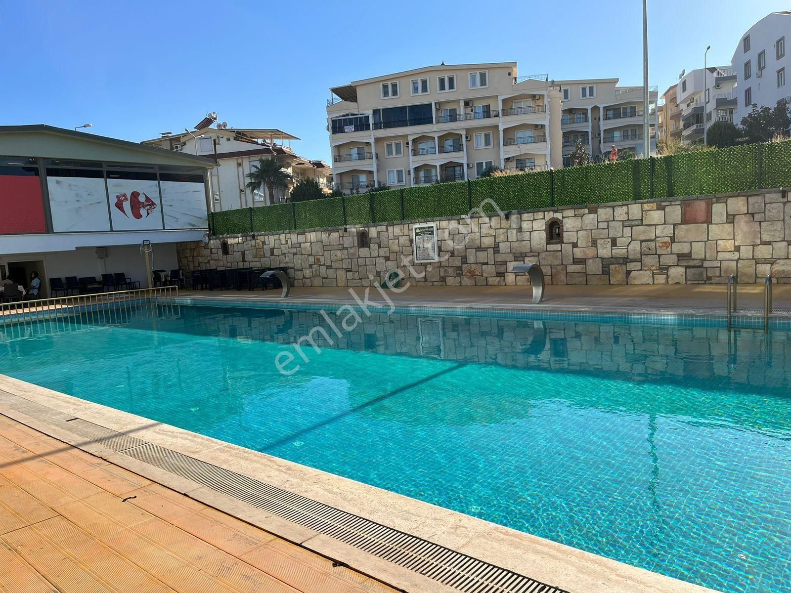 Altınkum Sahile 800 Mt Mesafede 2+1 Daire