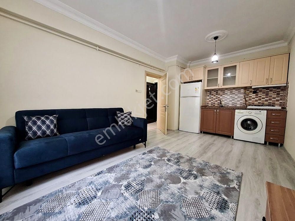 Serdivan Merkezde Kiralık Eşyalı 1+1 Apart Daire - Görsel 5