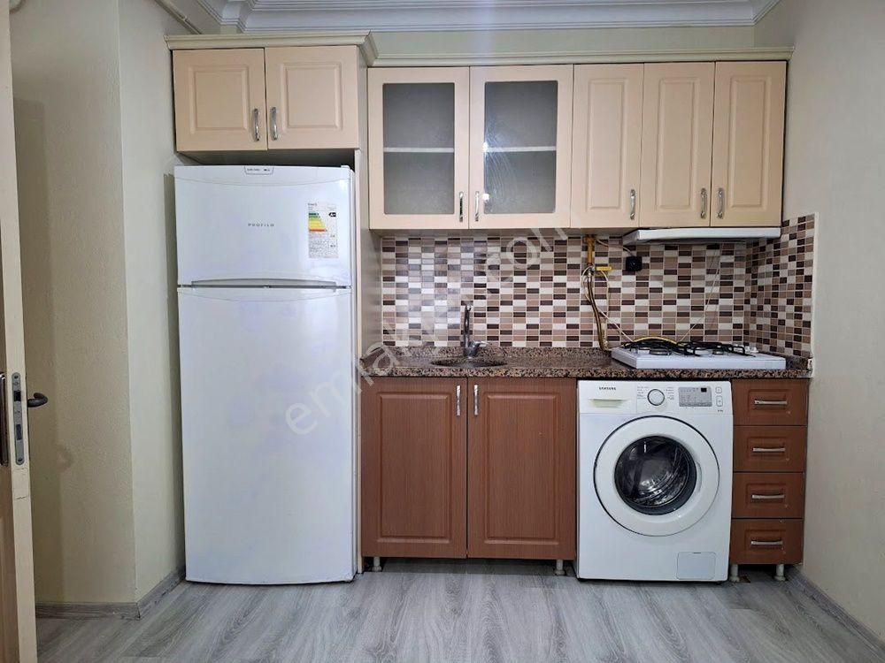 Serdivan Merkezde Kiralık Eşyalı 1+1 Apart Daire - Görsel 3
