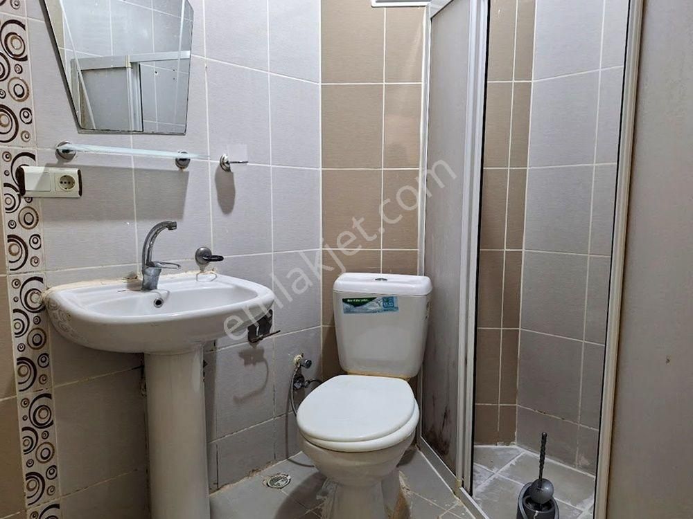 Serdivan Merkezde Kiralık Eşyalı 1+1 Apart Daire - Görsel 24