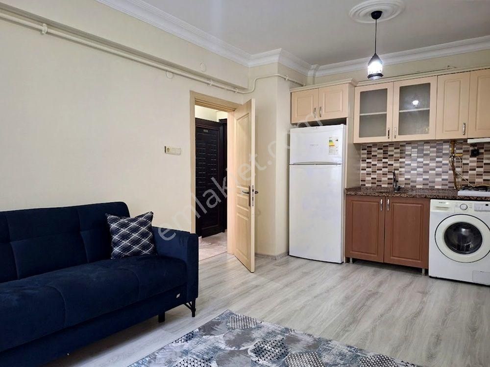 Serdivan Merkezde Kiralık Eşyalı 1+1 Apart Daire - Görsel 4