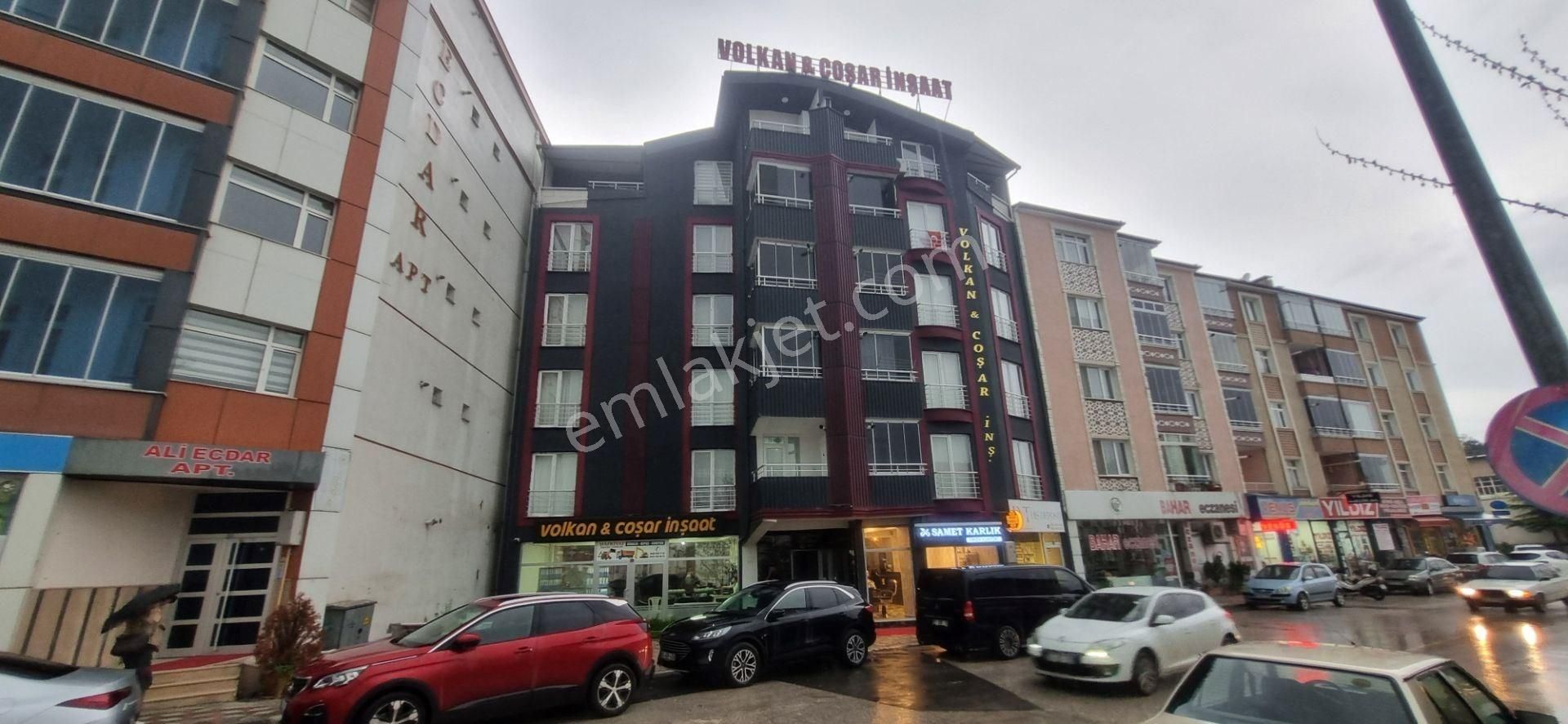 Vadi Emlak'tan Üniversite Hastanesinin Yanında Kiralık 2+0 Daire