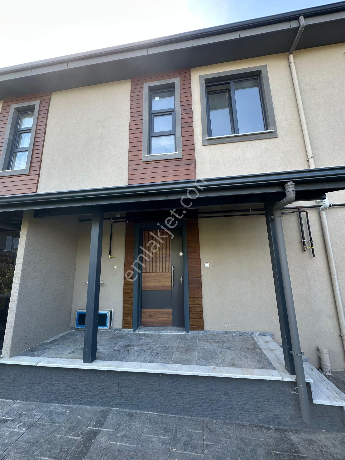 Turyap Sinan Varlık'tan Satılık Şömineli 2+1 Sıfır Dubleks Villa - Görsel 4