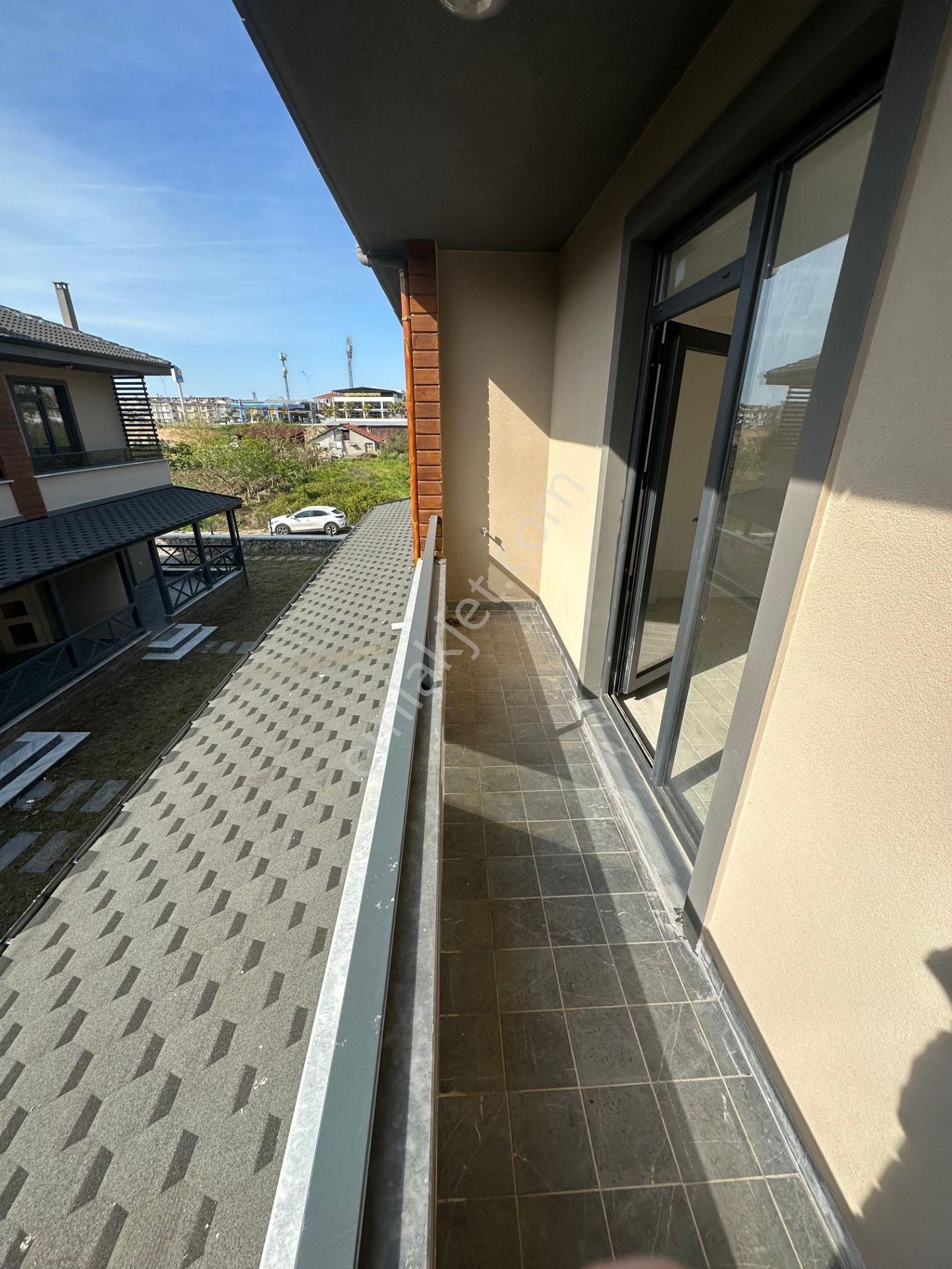 Turyap Sinan Varlık'tan Satılık Şömineli 2+1 Sıfır Dubleks Villa - Görsel 21