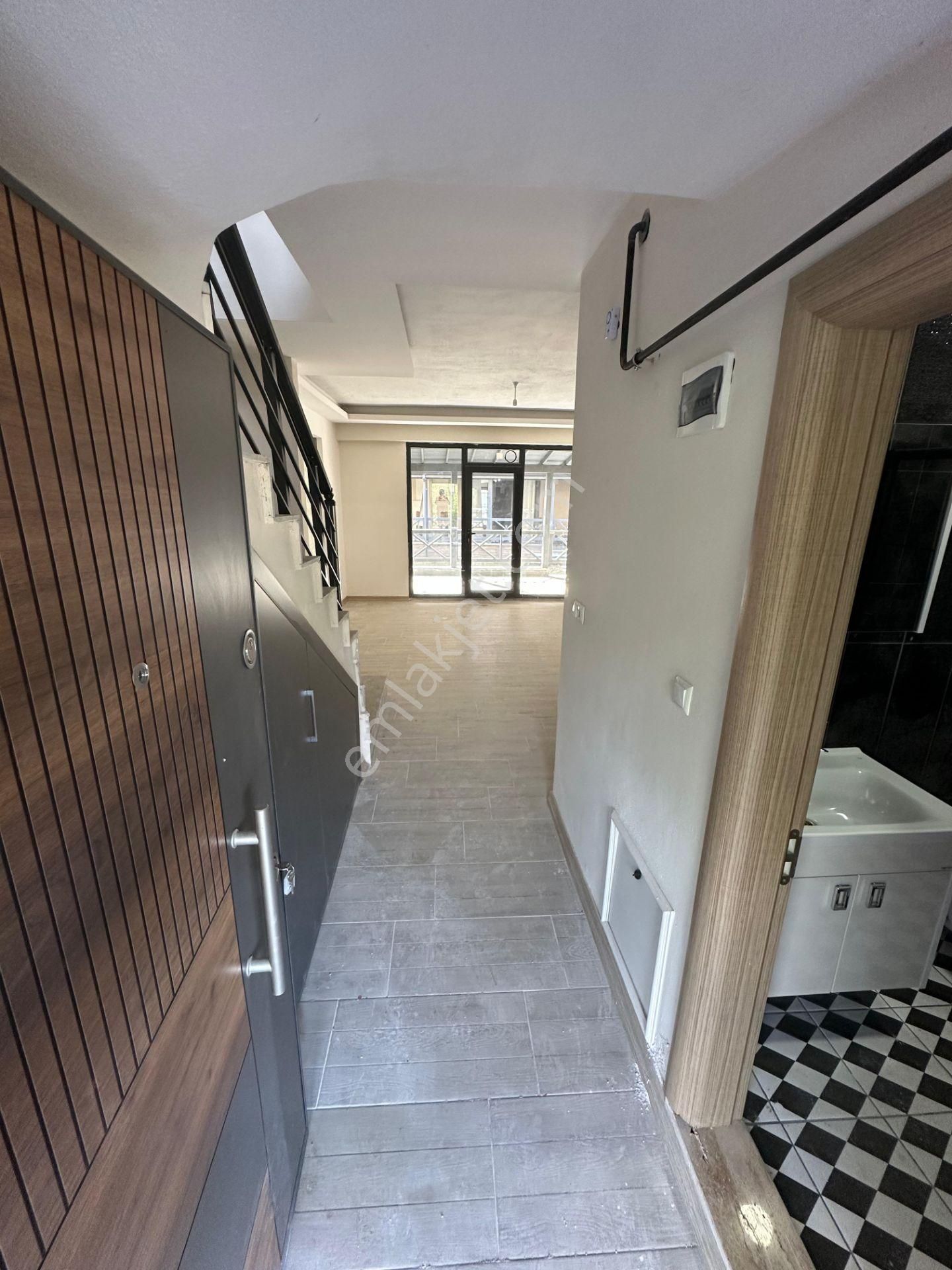 Turyap Sinan Varlık'tan Satılık Şömineli 2+1 Sıfır Dubleks Villa - Görsel 5