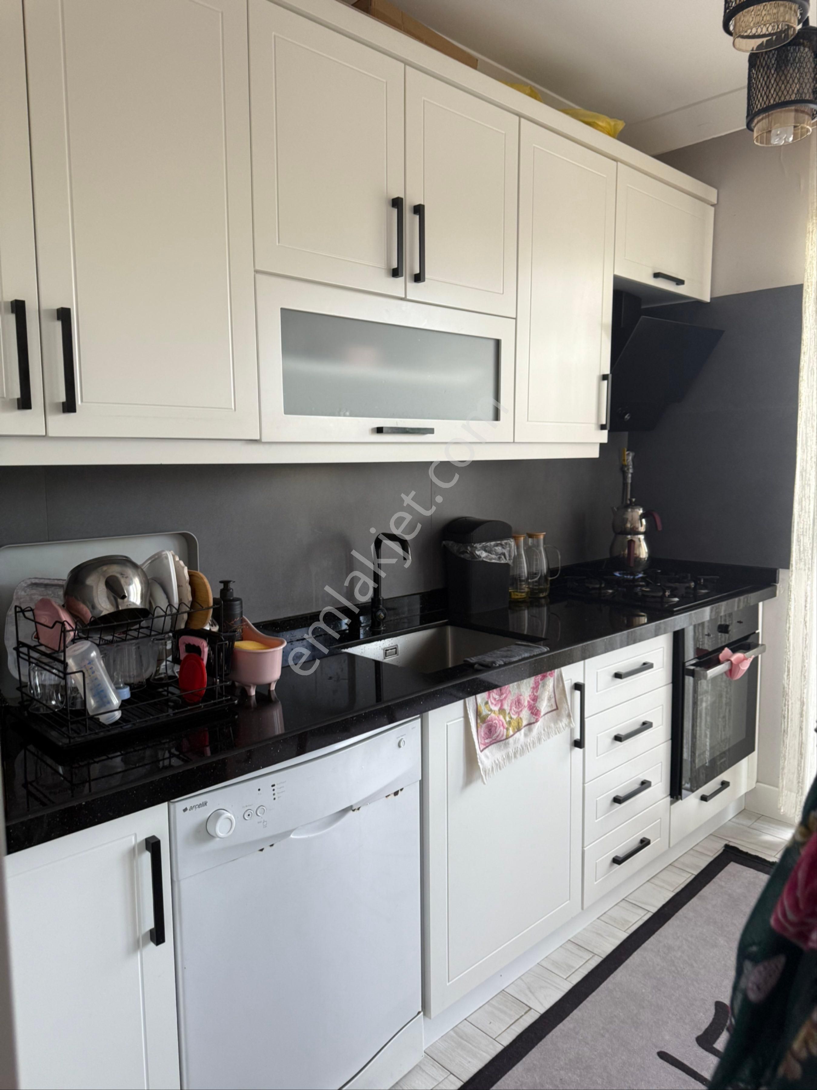 Yalova Çiftlikköyde Site İçi Satılık Daire