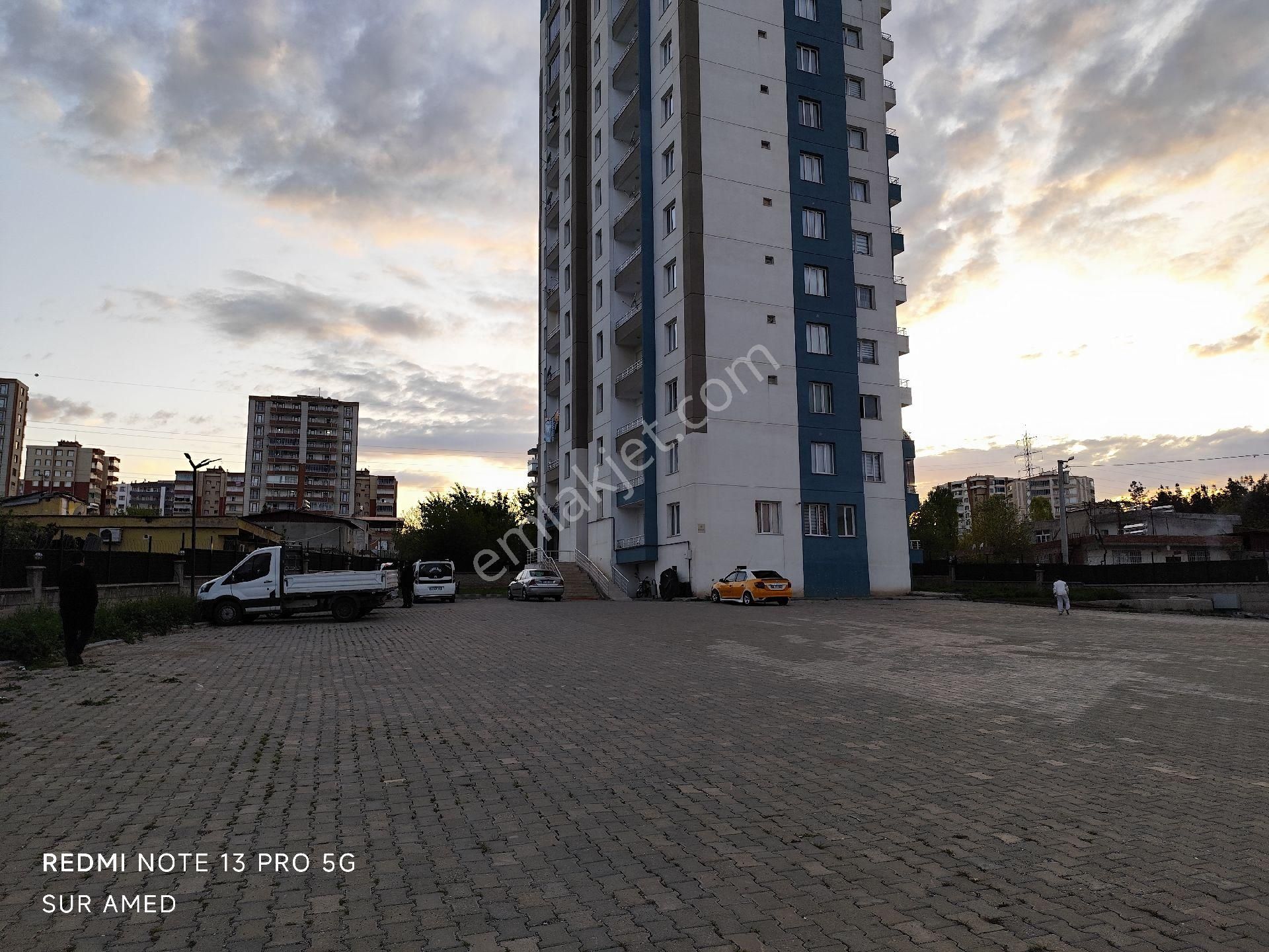 Seyrantepe Trafo İlerisinde Satılık 3+1 Daire