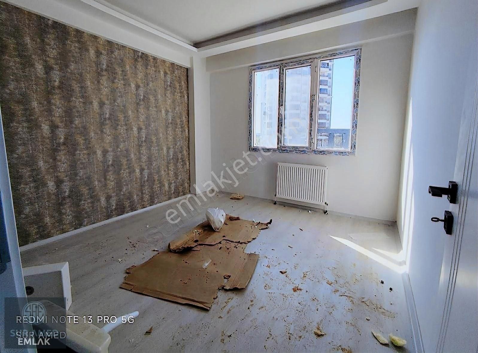 Araştırma Hastanesi Karşısı Yola 2 Parselde 2+1 Satılık Daire