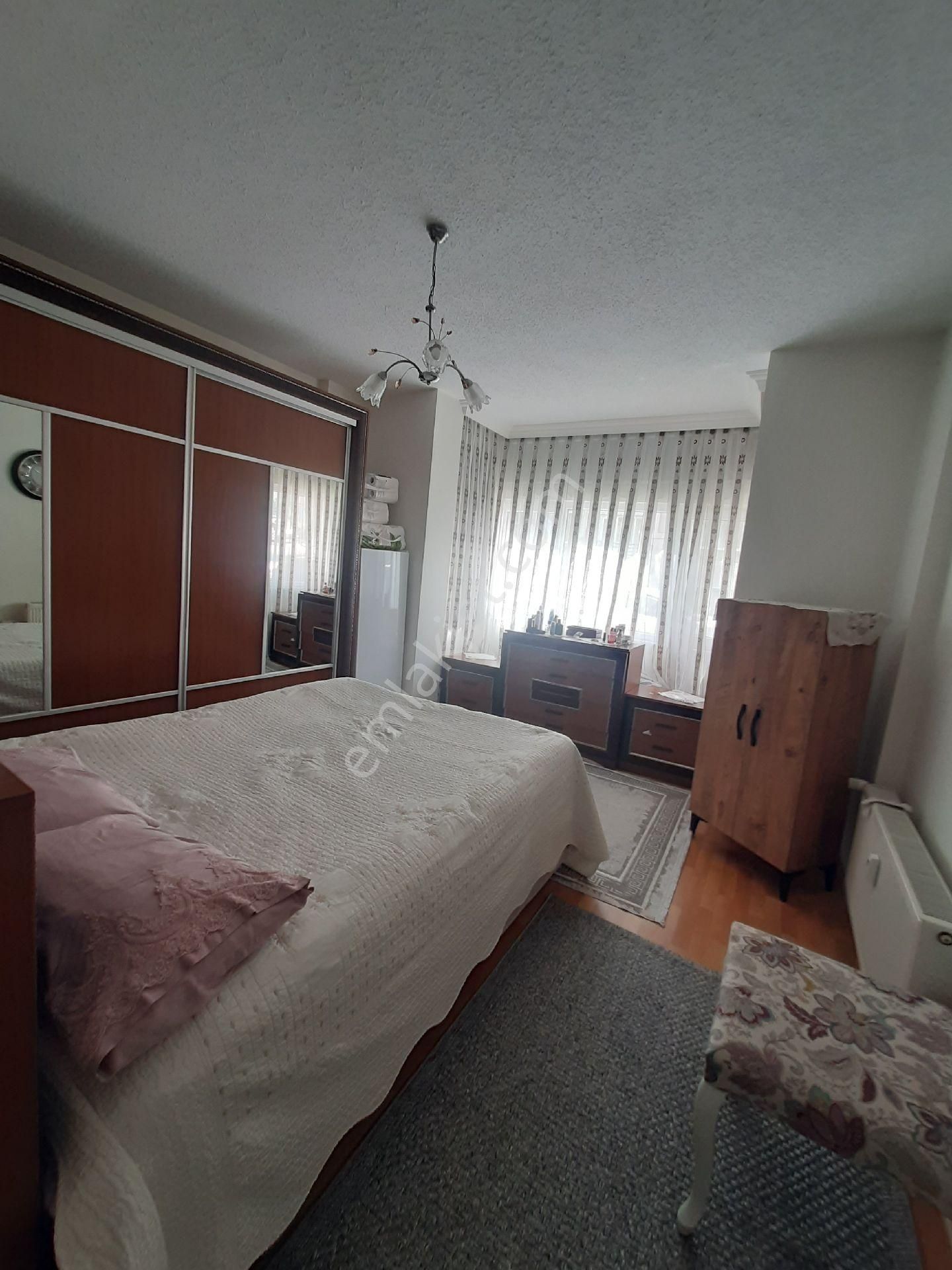 Hazal Emlkatan Satılık Daire Lüks Yapılı Masrafsız Satışa Hazır - Görsel 27