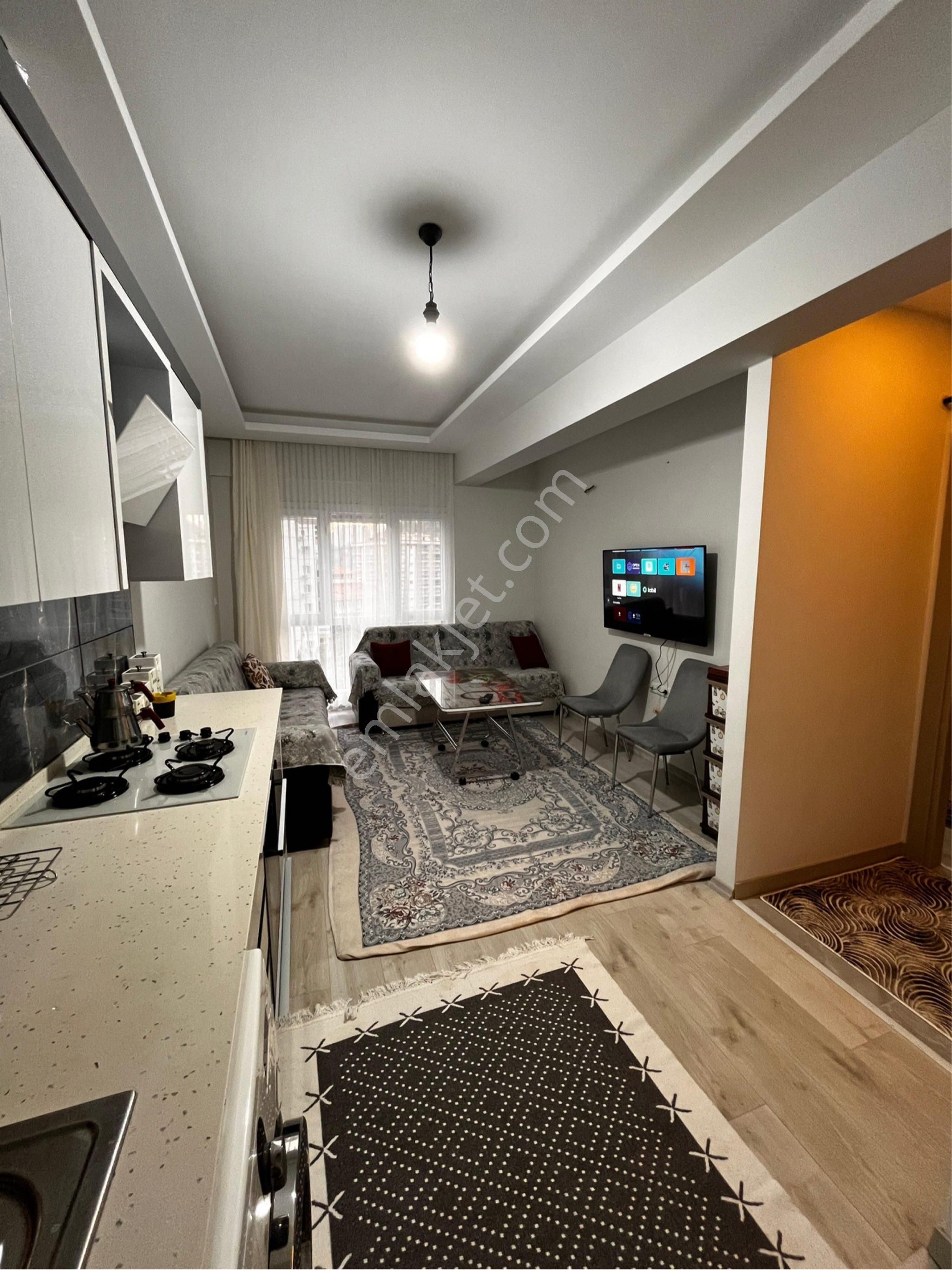 Karşıyaka Zübeyde Hanım Mahallesi Eşyalı Kiralık 1+1 Daire