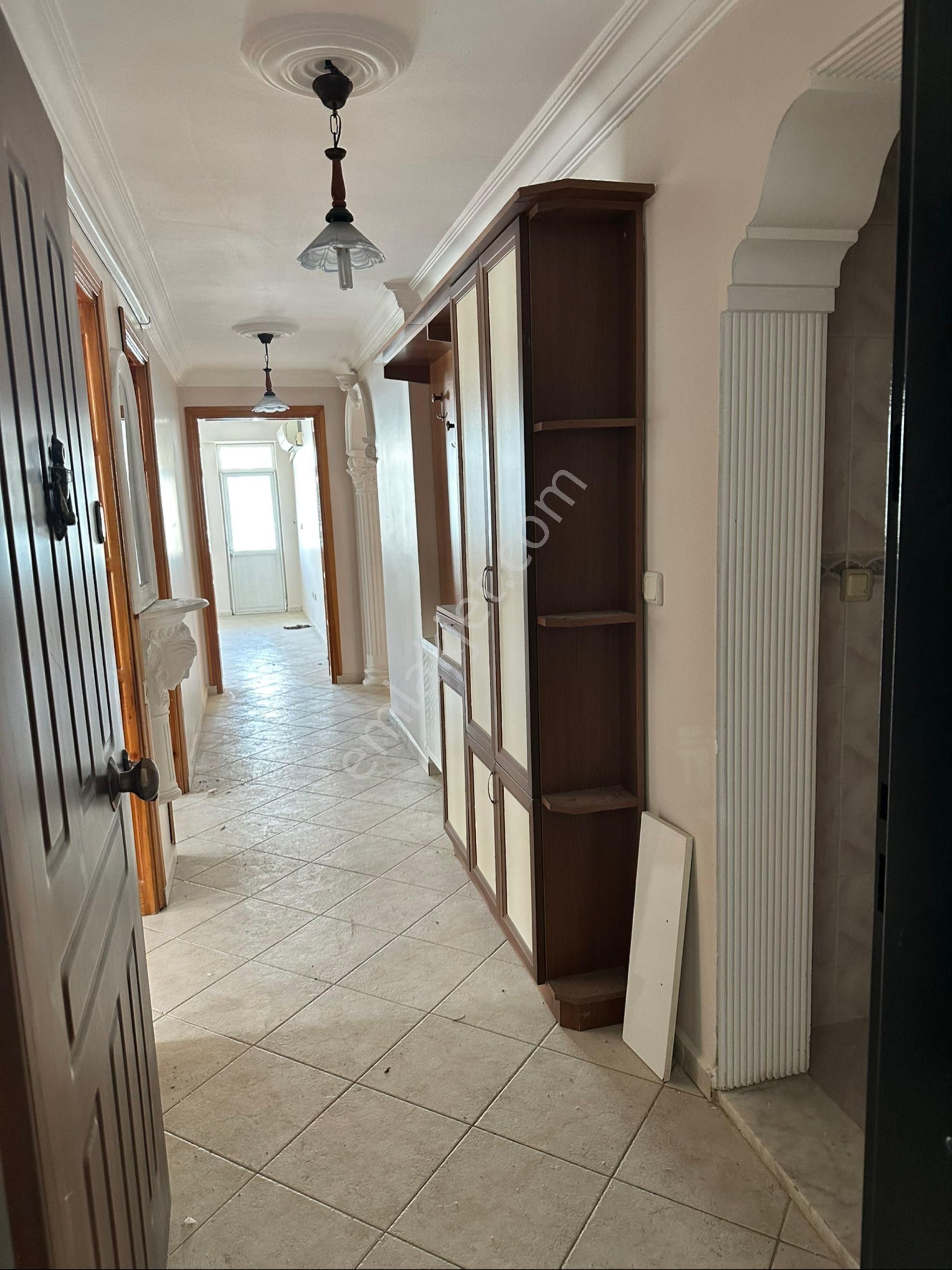 Hayıtlı Mahallesinde 3+1 Kiralıktır