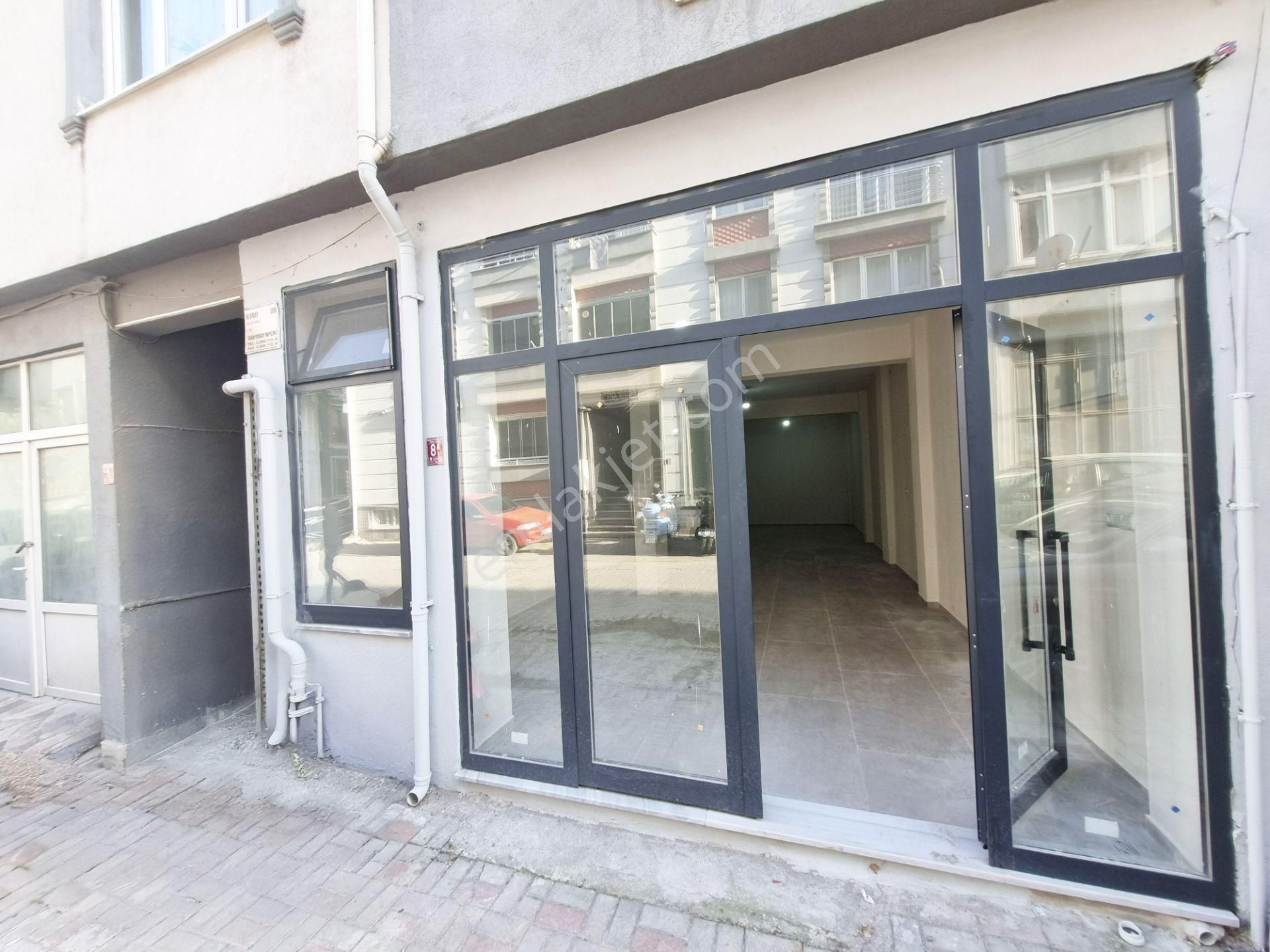 Re/max İnci'den Bandırma Sunullah Mahallesi'nde Satılık Dükkan