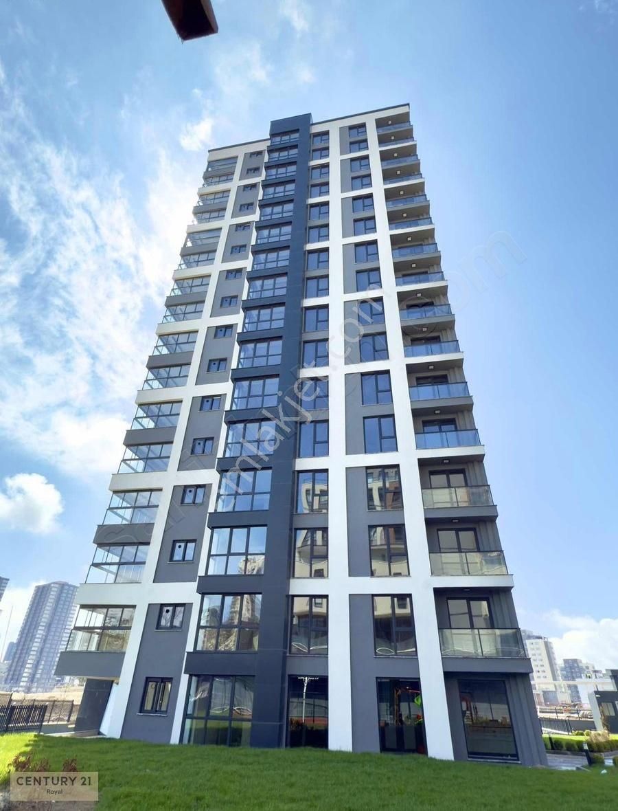 Beytepe Vital İncek Projesinde Satılık Bahçe Katı 2+1 Daire