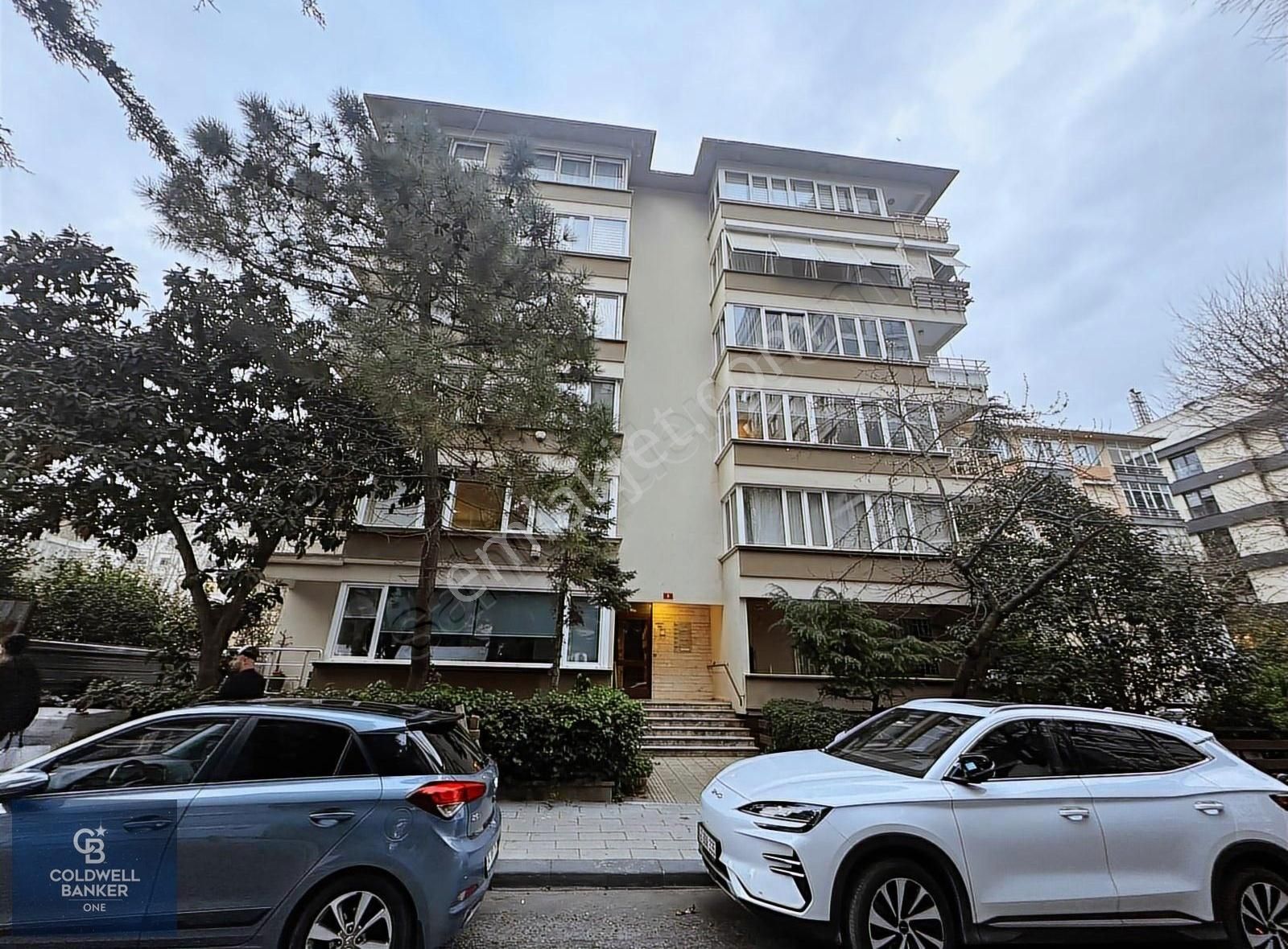Caddebostan Topağaç Sokak Ta Kiralık 3+1