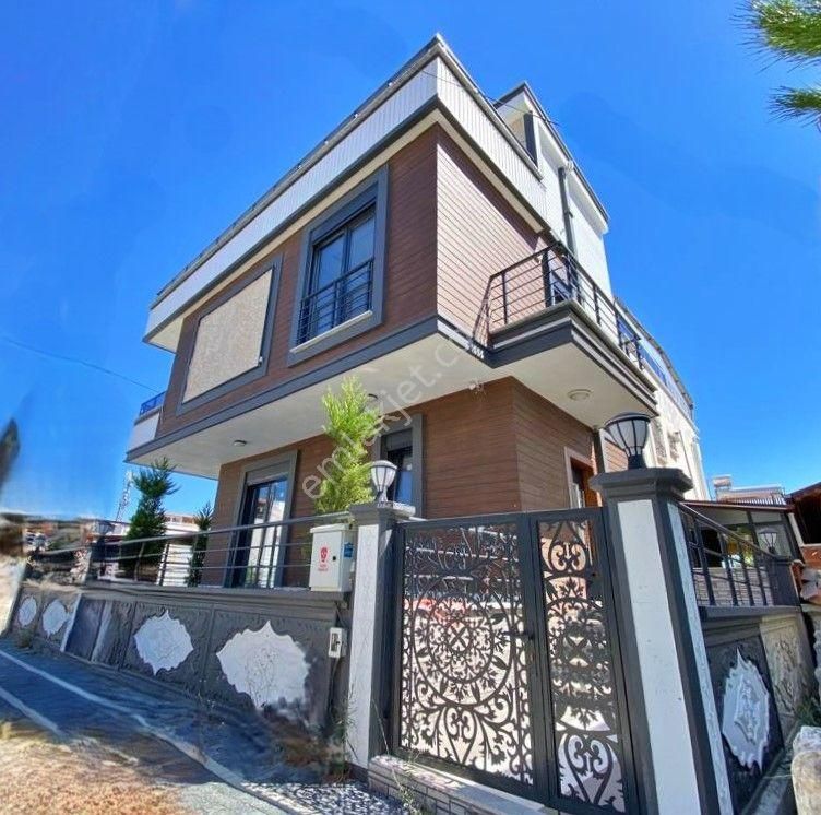 💎aygül'den 💎güre'de Ultra Lüks Muhteşem Doğa Ve Deniz Manzarası İle Özel Tasarım 3+1satılık Villa