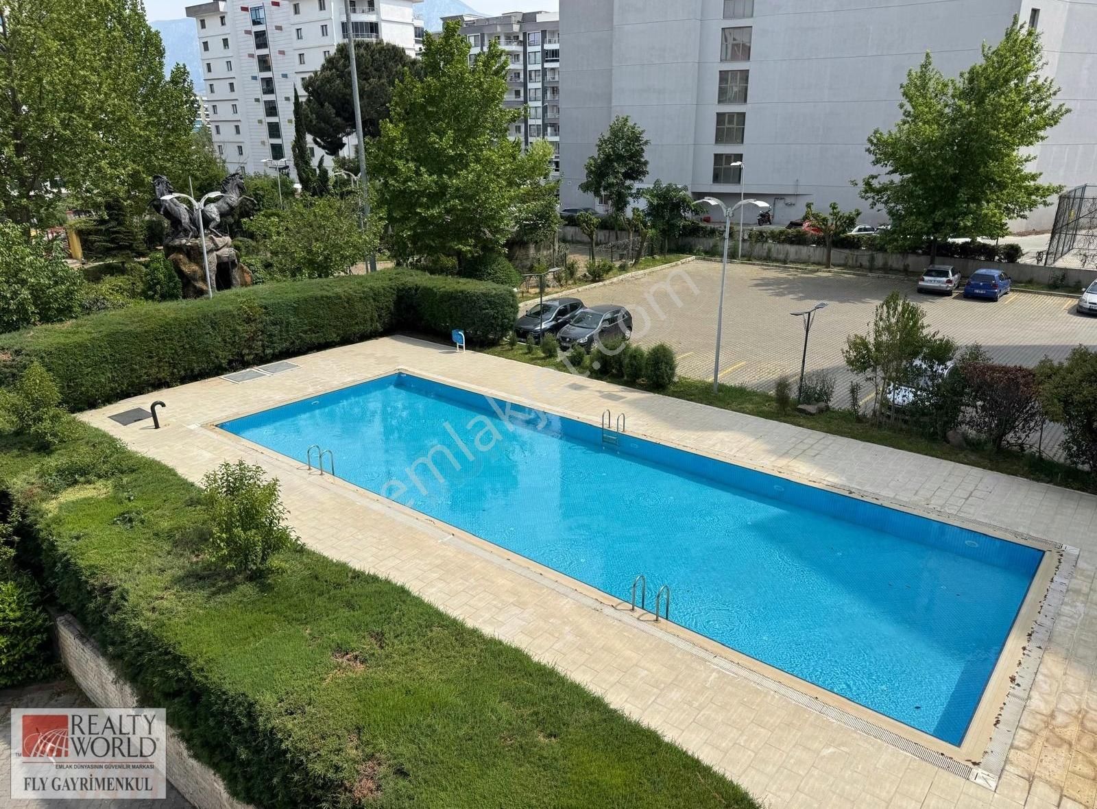 Rw-fly' Dan Güzelyurt Havuzlu Sitede Eşyalı Kiralık 1+1 Daire