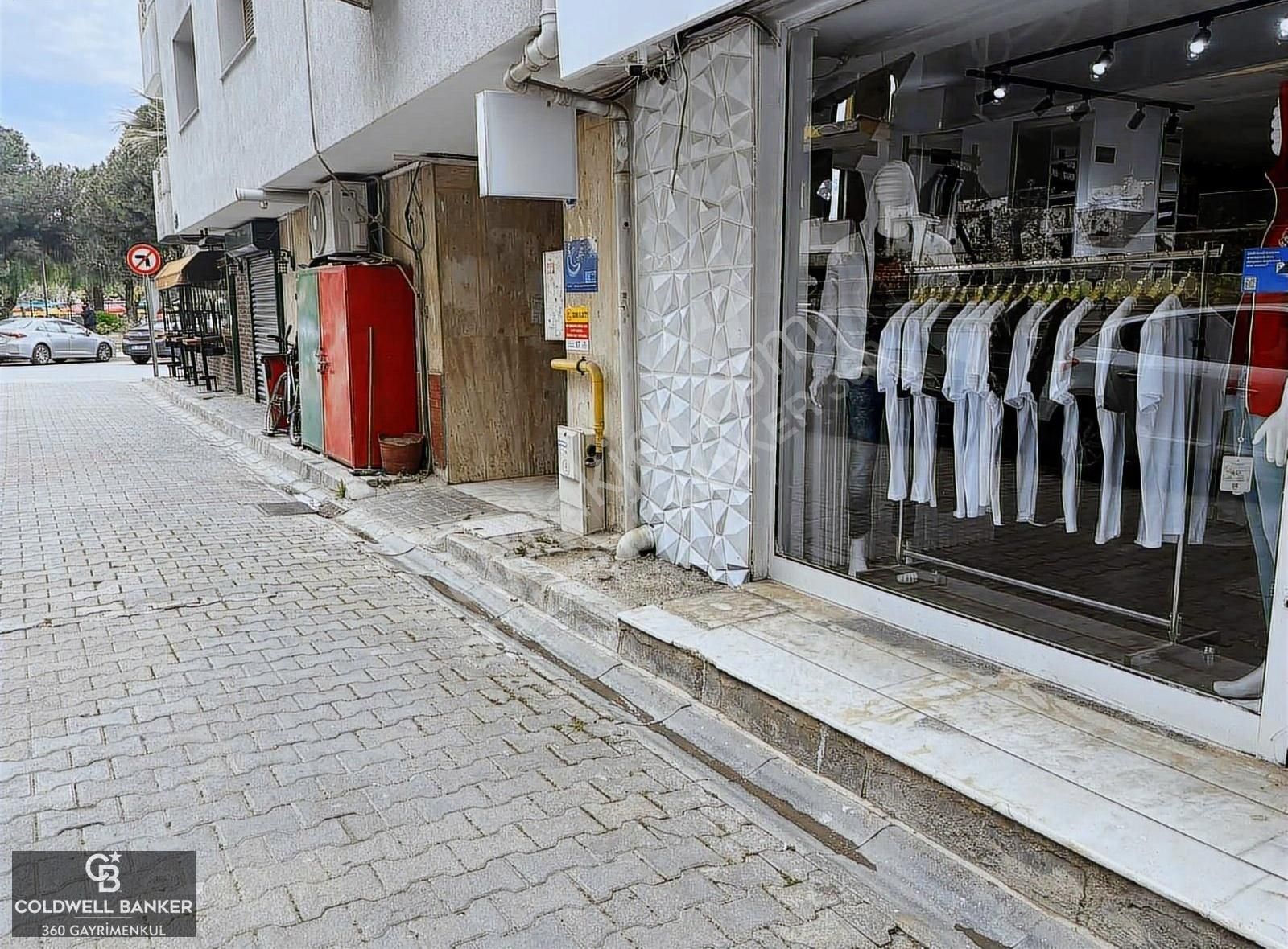 Karşıyaka, Bostanlı Mah. Devren Kiralık Dükkan