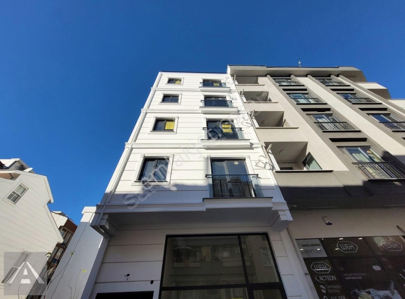 Maltepe Merkezde Yeni Bina Yüksek Kira Getirili Arakat Geniş 1+1