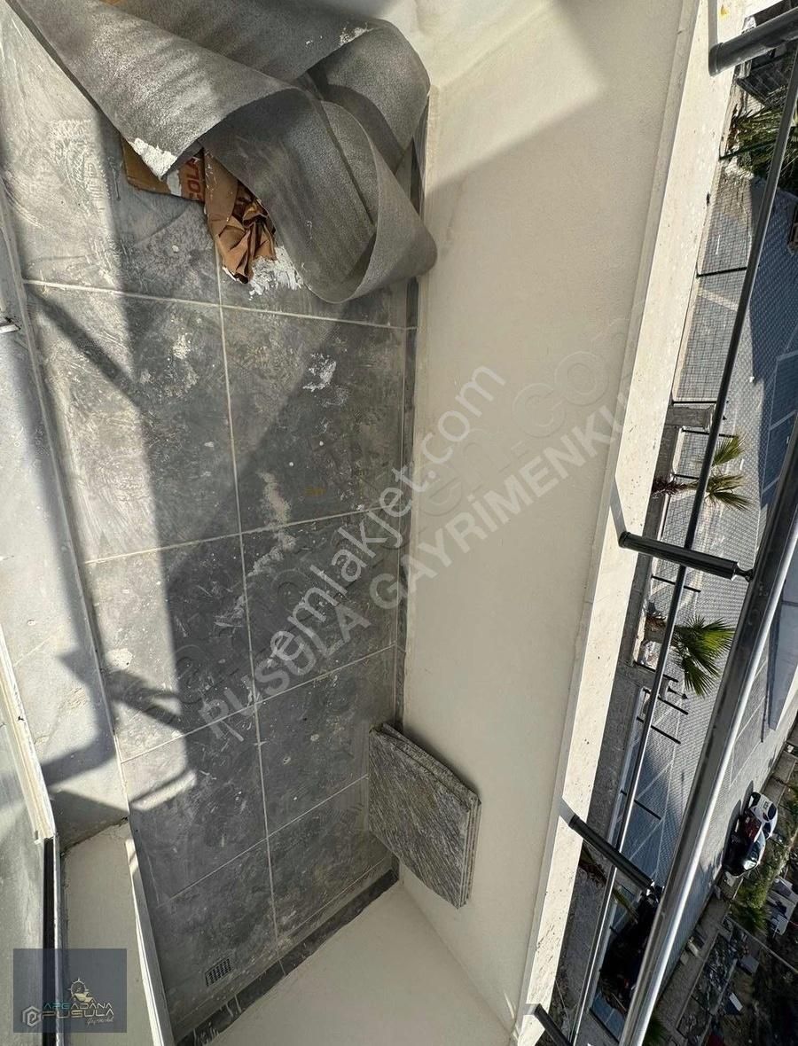 Pusuladan Gültepe Mahallesinin İncisi 1+1 Em~sal~siz