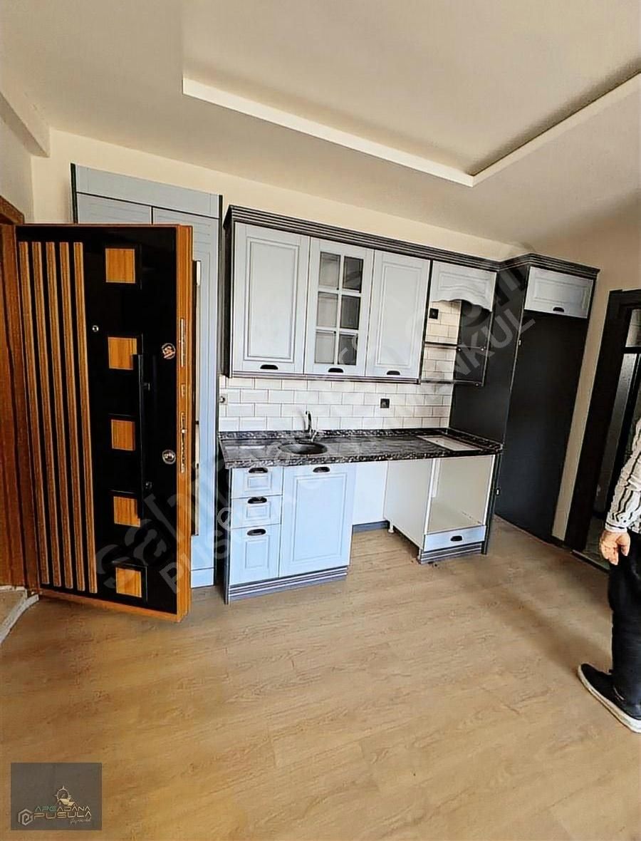 Yeşiltepe De Satılık Genis 1+1