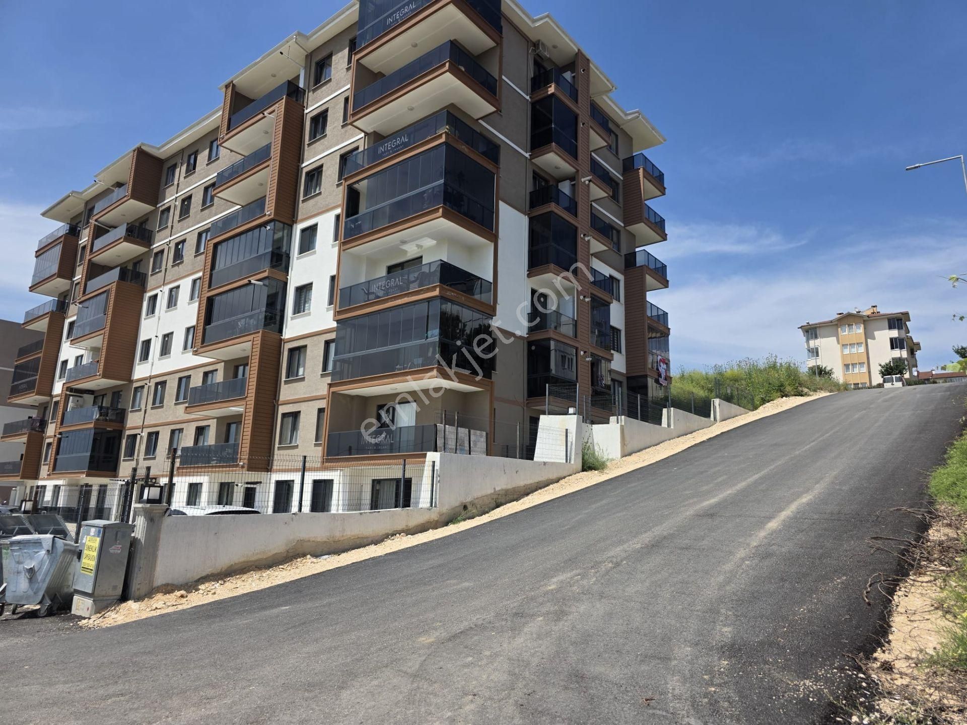 Bursa Nilüfer Kurtuluş Sinpark'ta Kiralık Açık Mutfak 2+1daire