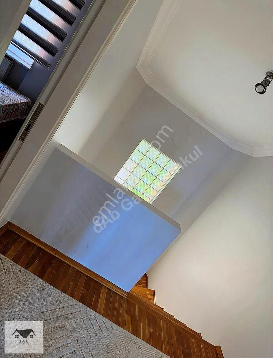 Mudanya Kumyaka'da Deniz Manzaralı Site İçinde Satılık Villa - Görsel 23