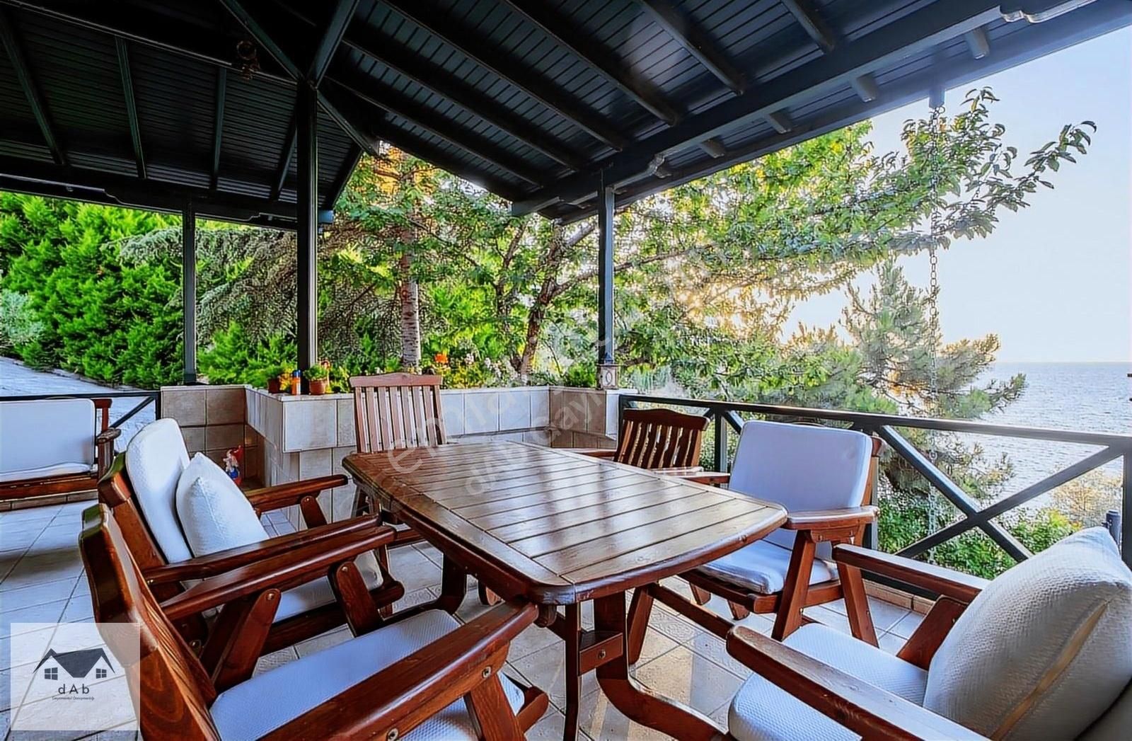 Mudanya Kumyaka'da Deniz Manzaralı Site İçinde Satılık Villa - Görsel 30