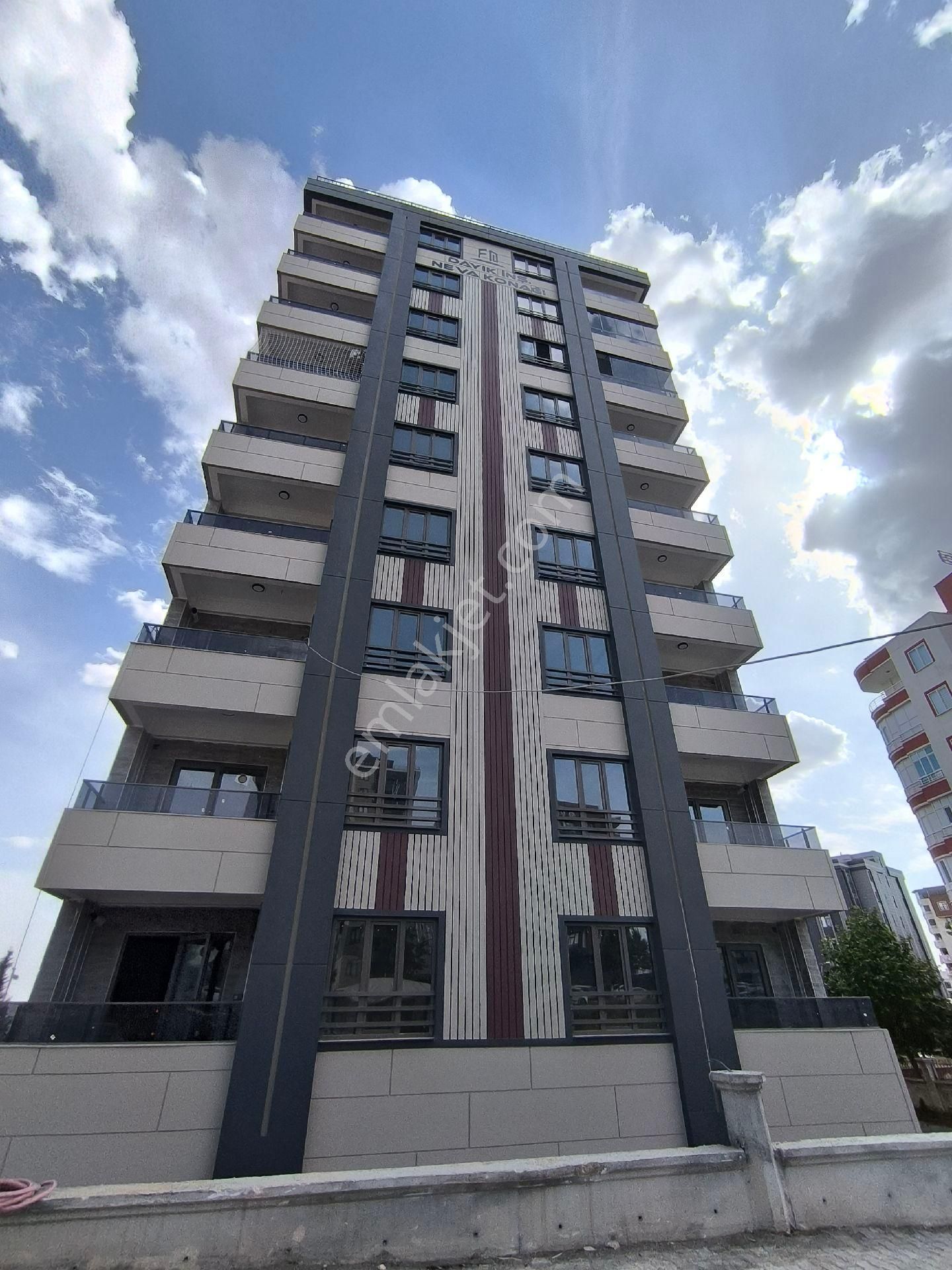 Realite Tapu Muhamed Yürük'ten Karaköprü'de 2+1 Full Daire Kat Seçeneklerimiz Mevcut