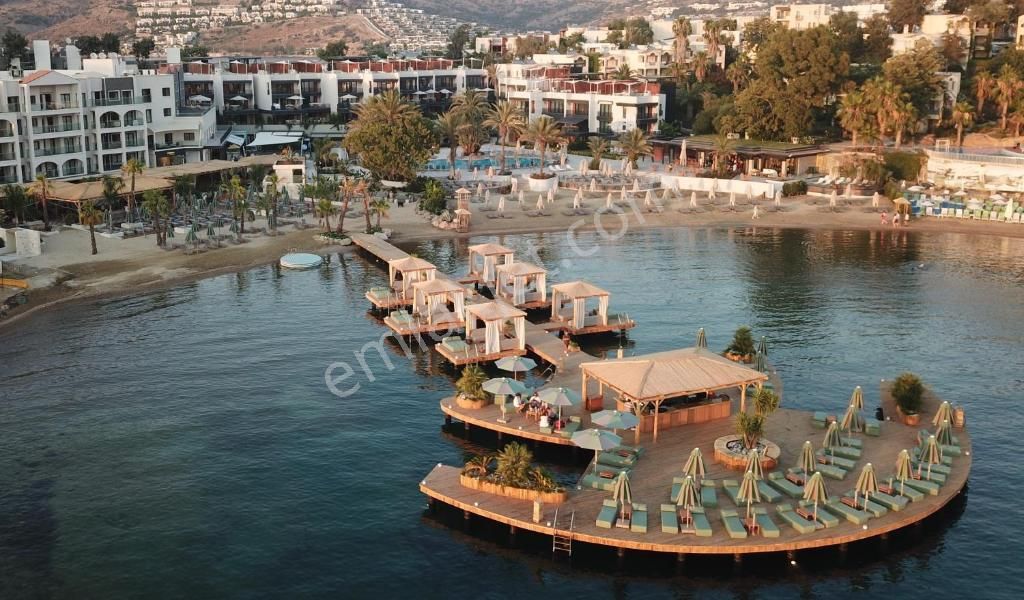 Yalıkavak D Plaj Da 3+1 Denize Sıfır Bahçeli Kiralık Daire