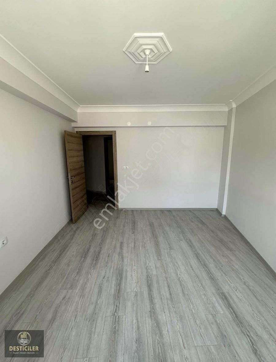 Çk-30 *desticiler* Akarbaşı Mh Eski Askerlik Şube Yakını 3+1
