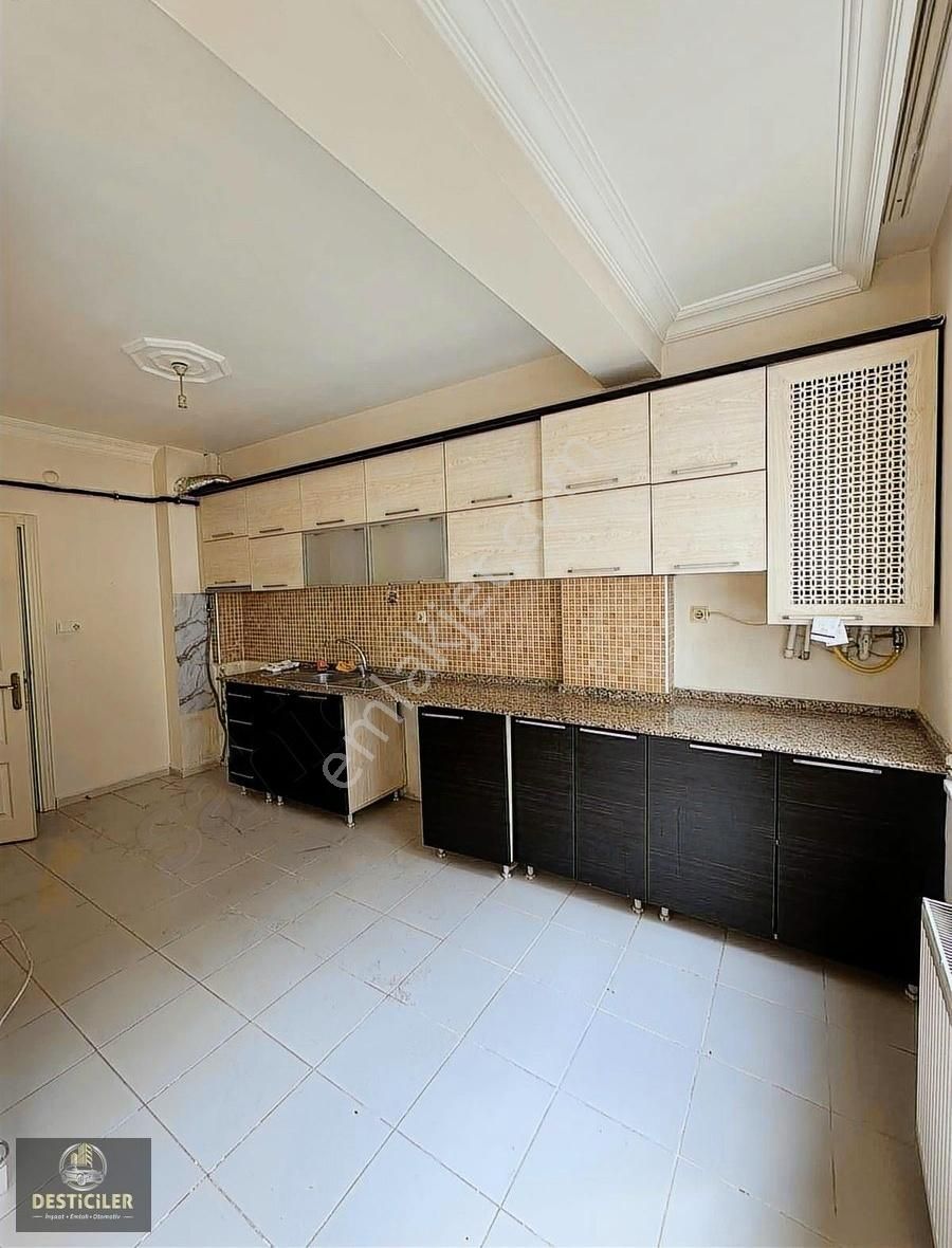 Ad-06 Desticiler Yenidoğan Mahallesi Merkezi Konum 2+1 Daire