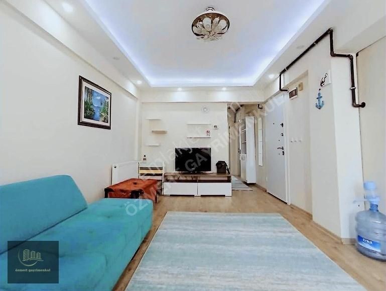 Bahçelievler De 2+1 Eşyalı Açık Mutfak Metroya 5dk Satılık Daire