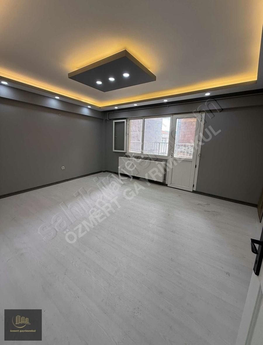 Vatan Mah.de 3+1 Arakat Doğalgazlı İçi Full Yapılı Satılık Daire - Görsel 2