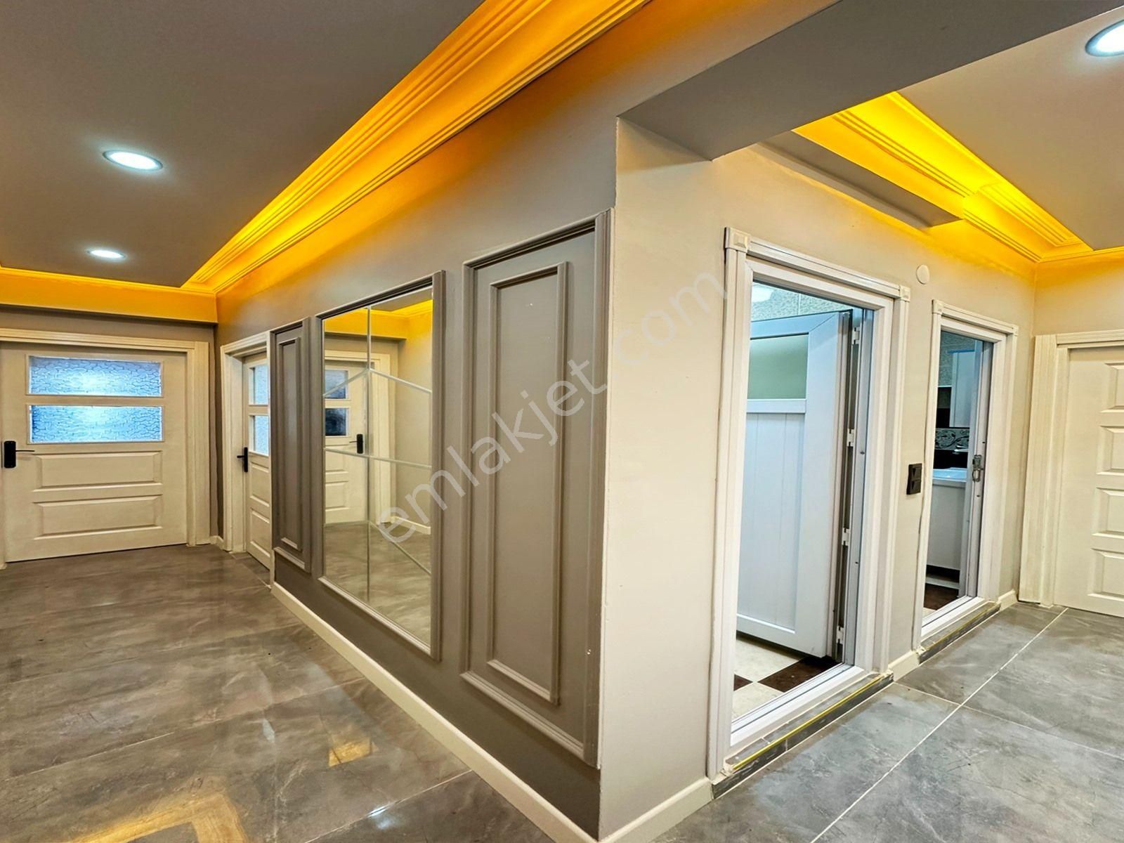 Şahane Yapı'dan Vanlı'lara Özel 3+1 Net 160m2 Lüks Daire!!