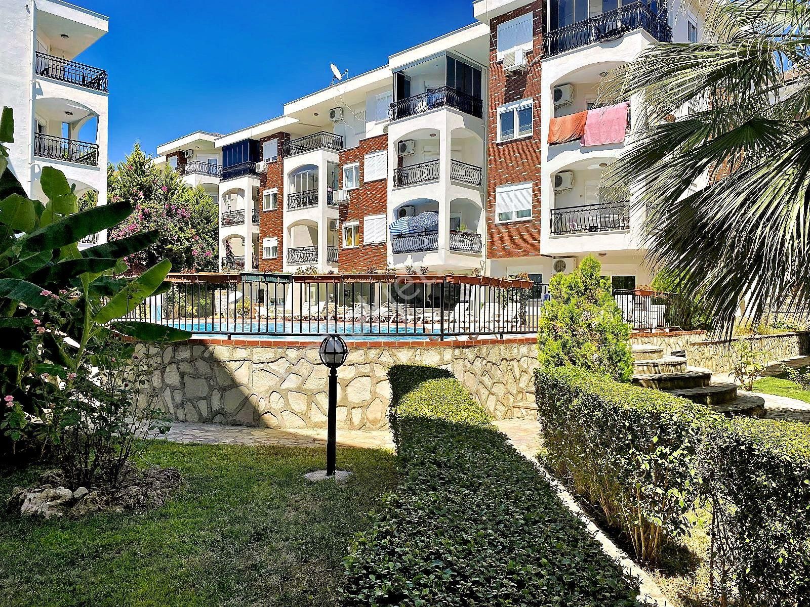 Side Mah Site İçerisinde Bahçe Katı 2+1 Daire
