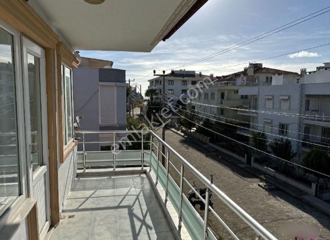 Taş Emlak'tan Plaja 200m 2+1 Daire