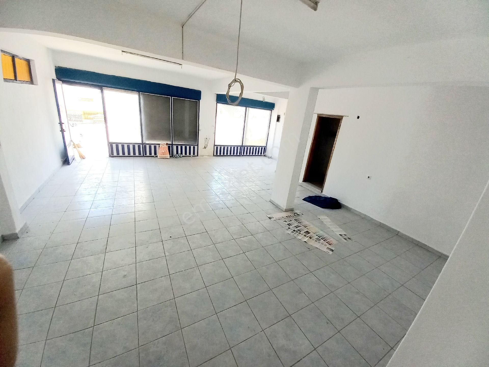 Hasköyde Caddeye Cephe 70m2 Dükkan