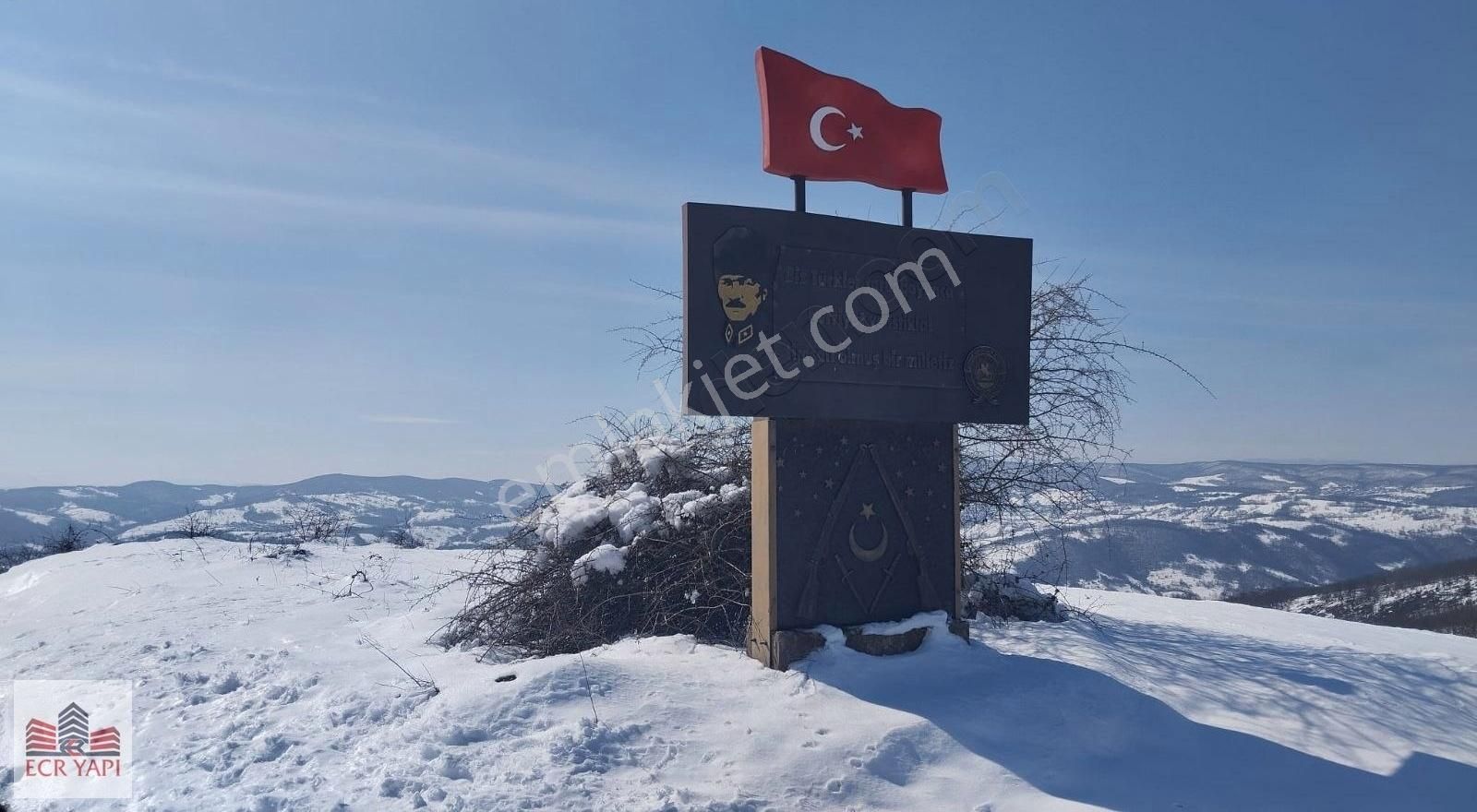 Çakallı'da Doğa Manzaralı Kurtuluş Yoluna Cephe 2.500m2 Tek Tapu