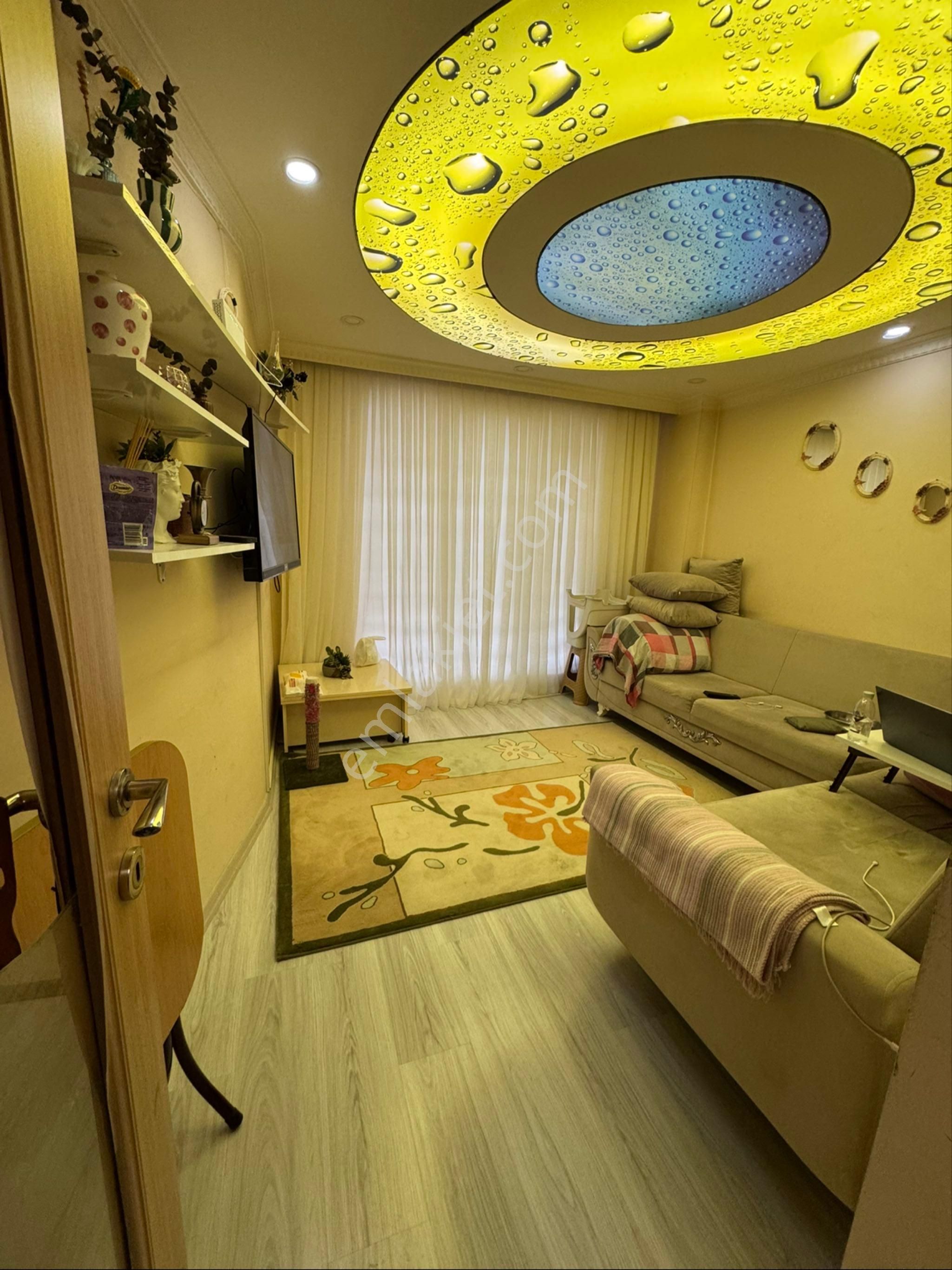 Reşadiye Emlaktan Yeni Daire Yüksek Girik Kat 2+1 Krediye Uygun