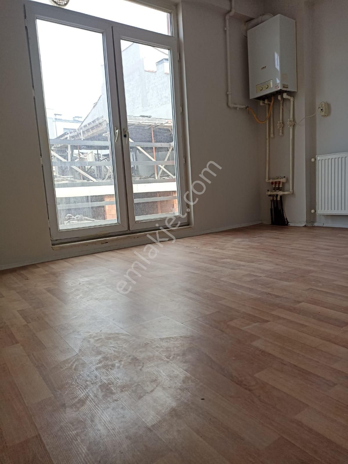 Şirintepe Mahallesinde 1+1 Satılık Daire