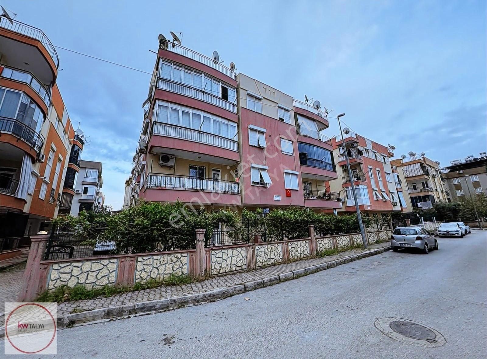 Konuksever K. Pazar Ve Kızılırmak Cad. Yakını Satılık 3+1 Daire