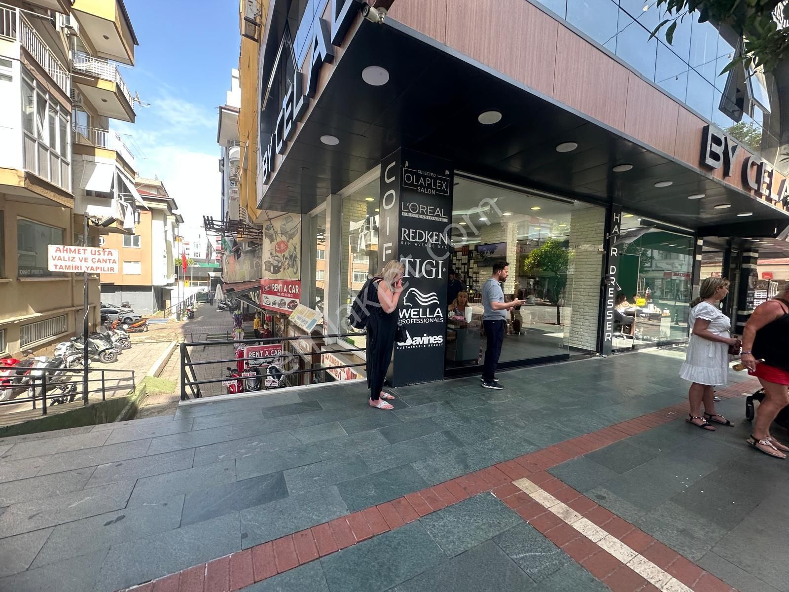 Alanya Şekerhane Mah.iskele Caddesi Kiralık İşyeri