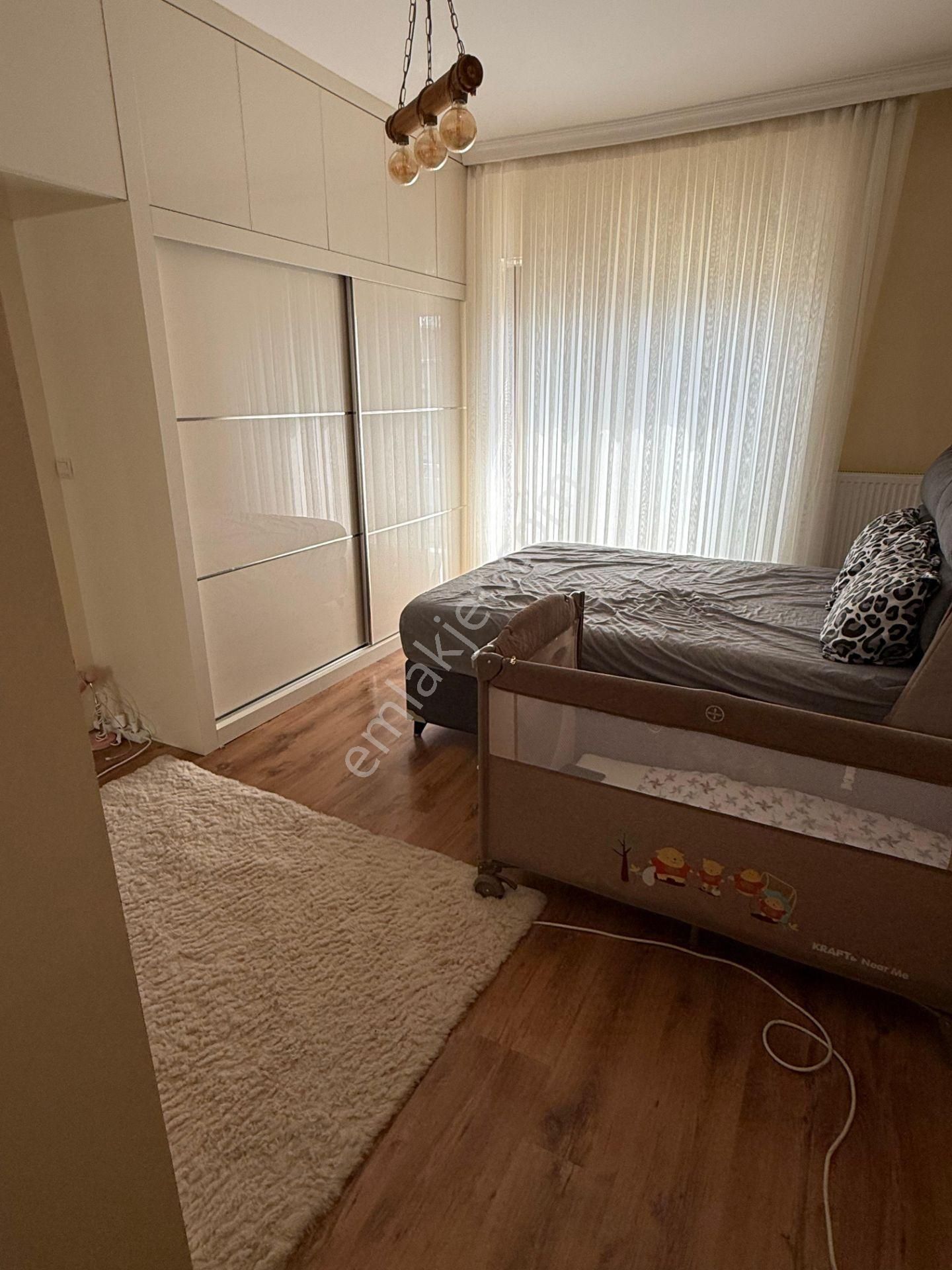 Ataşehir Konutlarında 4+1 Lüks Havuzlu Kiralık Daire