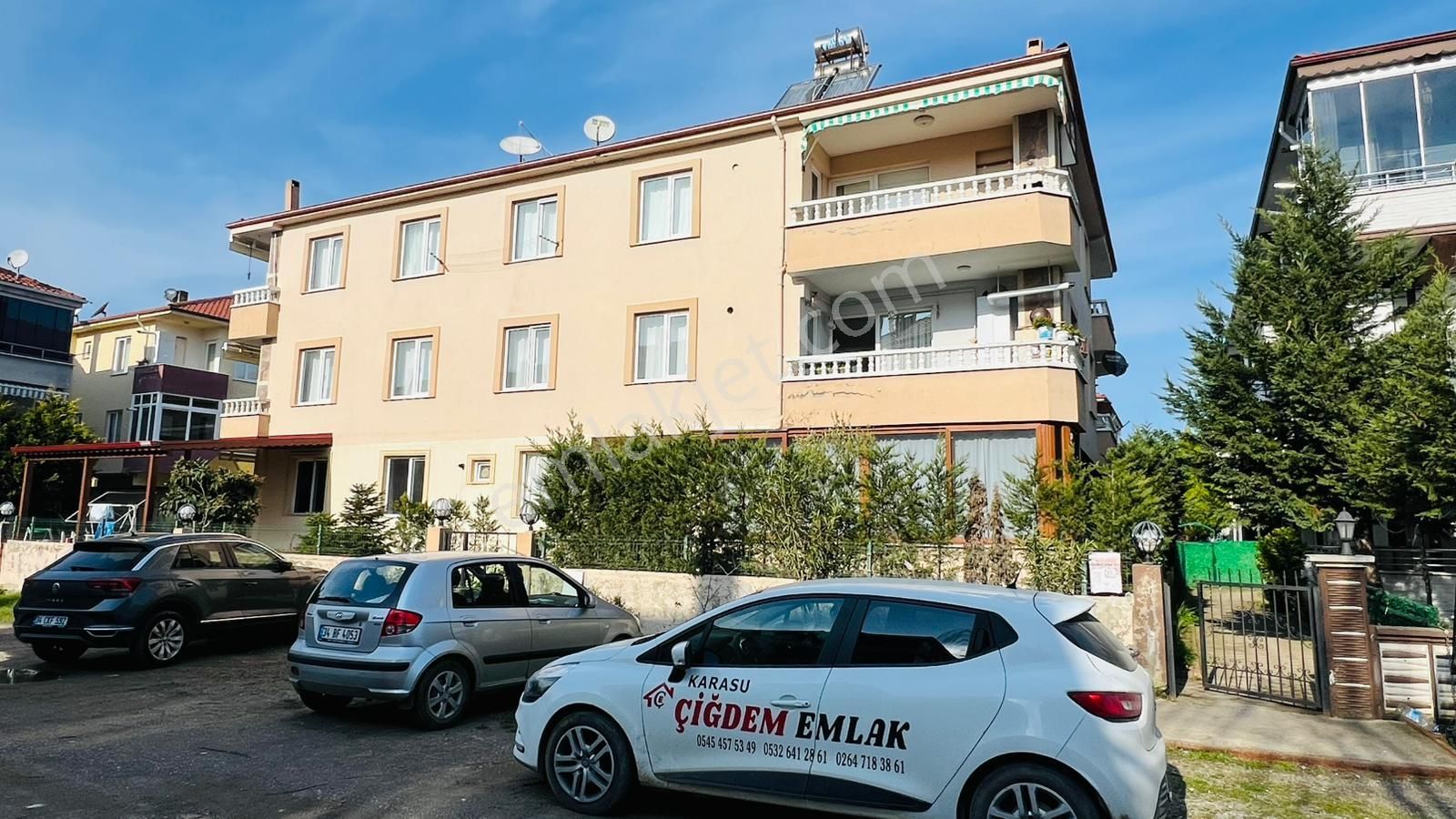 Karasu Da Denize Çok Yakın Orta Kat 2+1 Çiğdem Emlak
