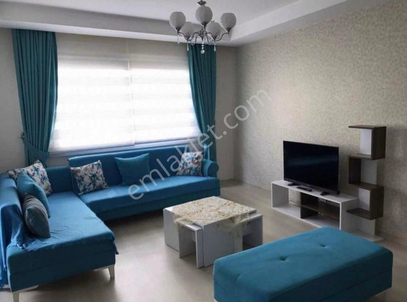 Havuzlu, Güvenlikli Sitede Full Eşyalı, Lüks 1+1 Kiralık Daire