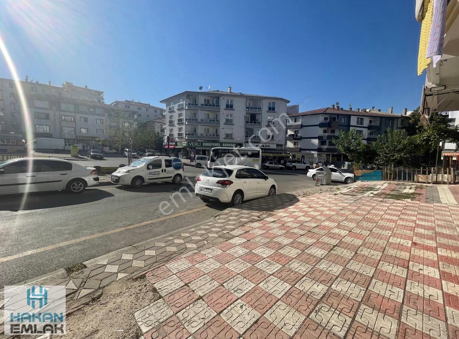 Etimesgut 30 Ağustos Mah.ana Cadde Üzeri Satılık Dükkan...