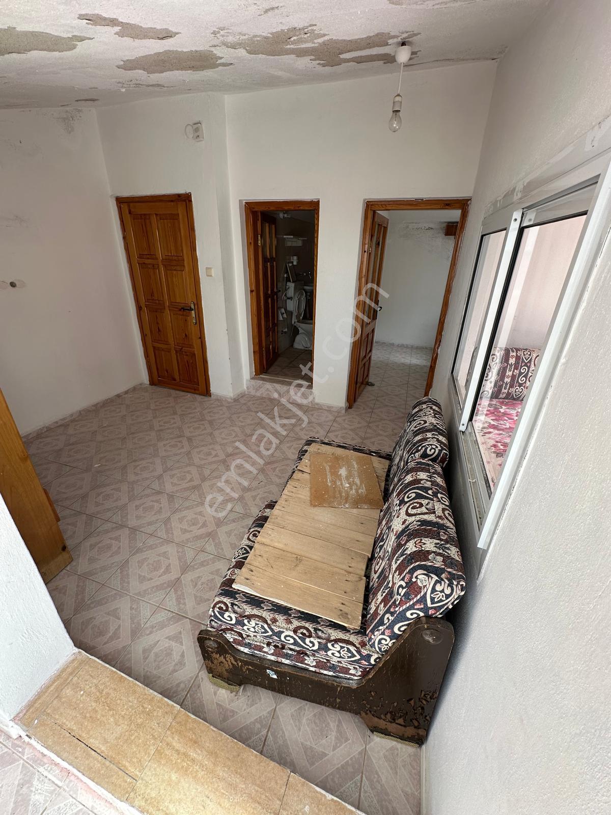 Kuşadası Güzelçamlı Mahallesinde Denize 50 Metre Mesafede Satılık Yazlık - Görsel 25