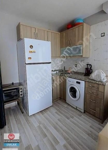 Demirhan Emlak'tan Stadyum Yakını Eşyalı Kiralık 1+1 Daire