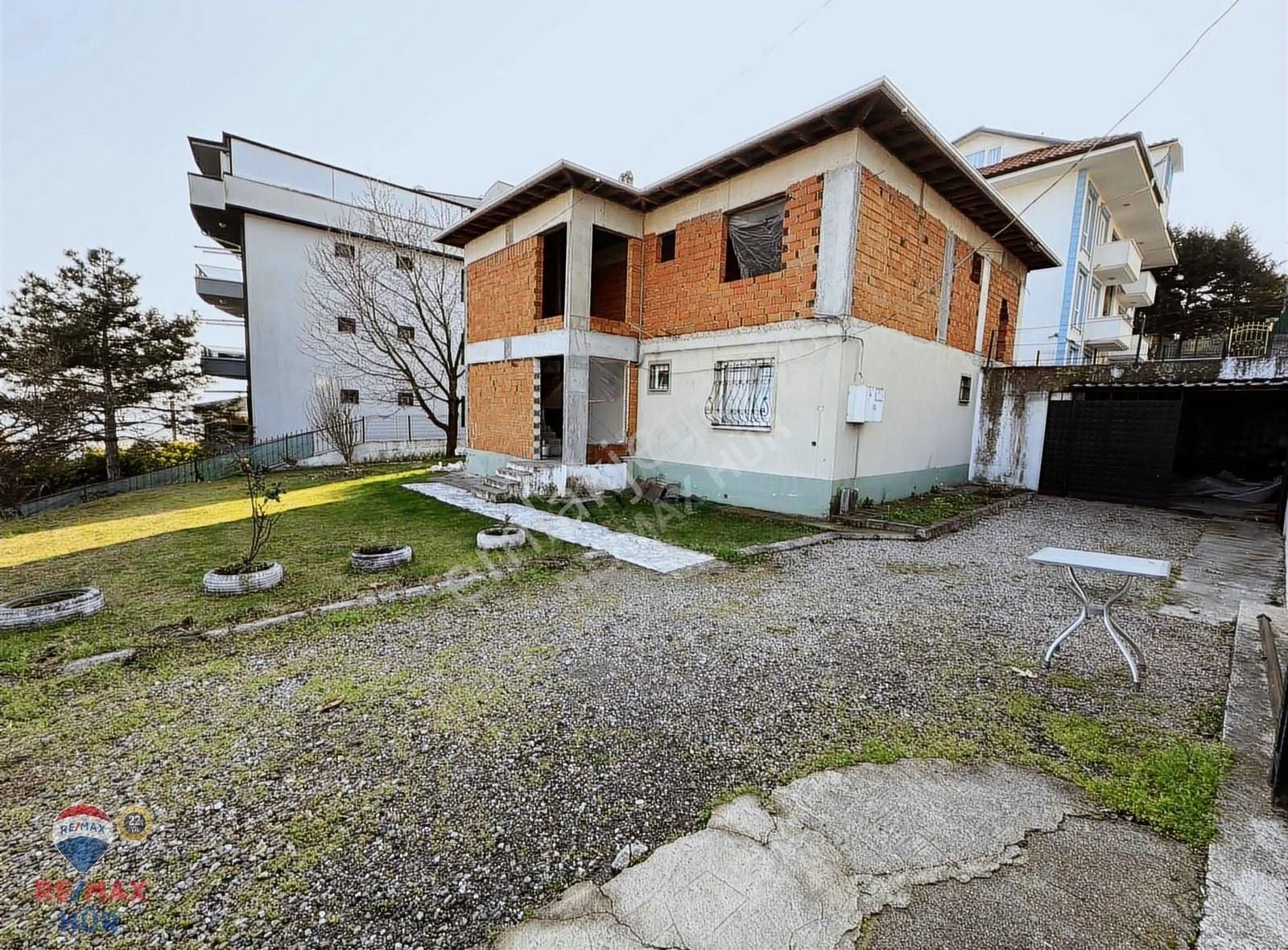 Ömer İnan Manzaralı Önü Açık Kemalpaşa Mah. Satılık 611m2 Arsa