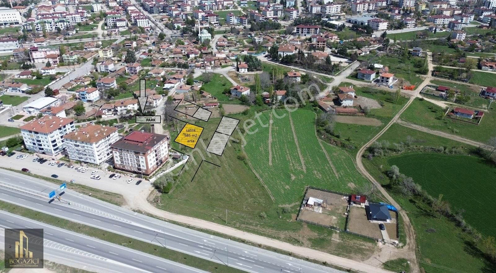 'boğaziçi Emlak' 585 M2 Konut İmarlı Arsa(köşe Başı )